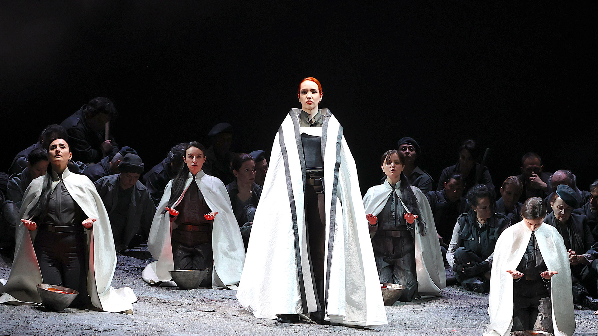 Norma-Opera-Carlo-Felice-22-23-e