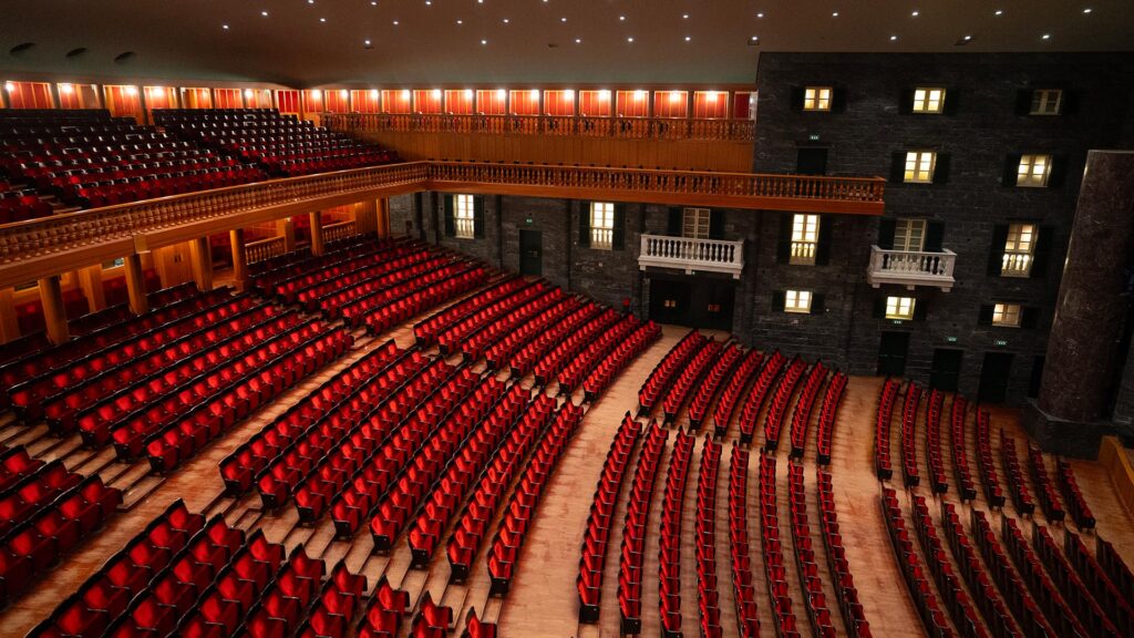 Teatro Carlo Felice 25 26 z2